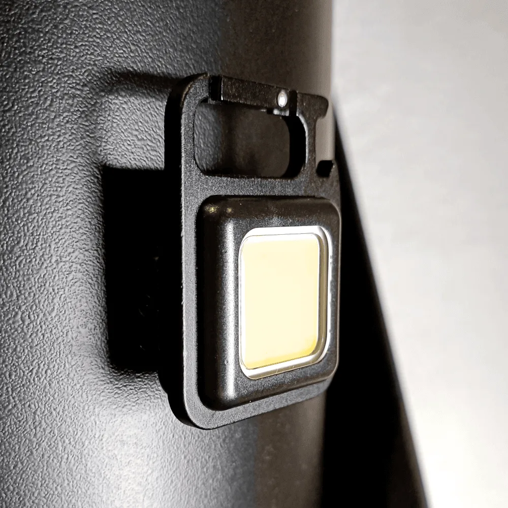 Opladelig Mini COB LED Projektør 6W IP65 4 Opladelig Mini COB LED Projektør 6W IP65 - Billede 4
