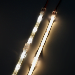 Tilslutningsmuffe til både COB og almindelige LED bånd med en bredde på 8 mm.