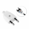 Flad hvid stikprop til brug med rund og flad 230V lampeledning. Maks. 2 x 0,75 mm2