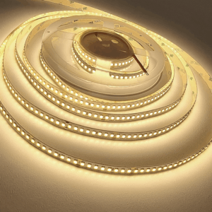 5 meter energieffektiv LED strip som yder hele 145 lumens pr. watt.